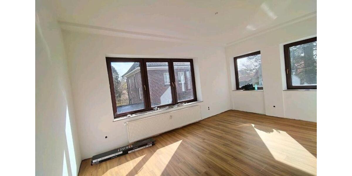 Etagenwohnung Leer (Ostfriesland) - 3 Zimmer, 90 m&sup2;, 890&euro; | Angebot:25979174