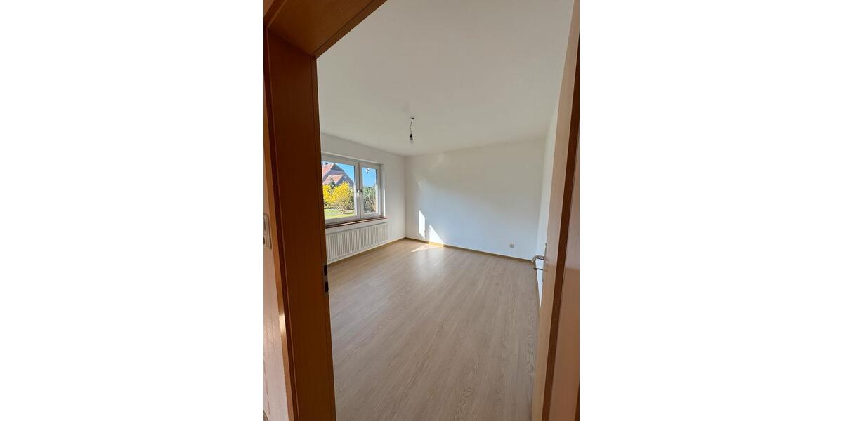 Einfamilienhaus Hesel - 4 Zimmer, 105 m&sup2;, 950&euro; | Angebot:25843291