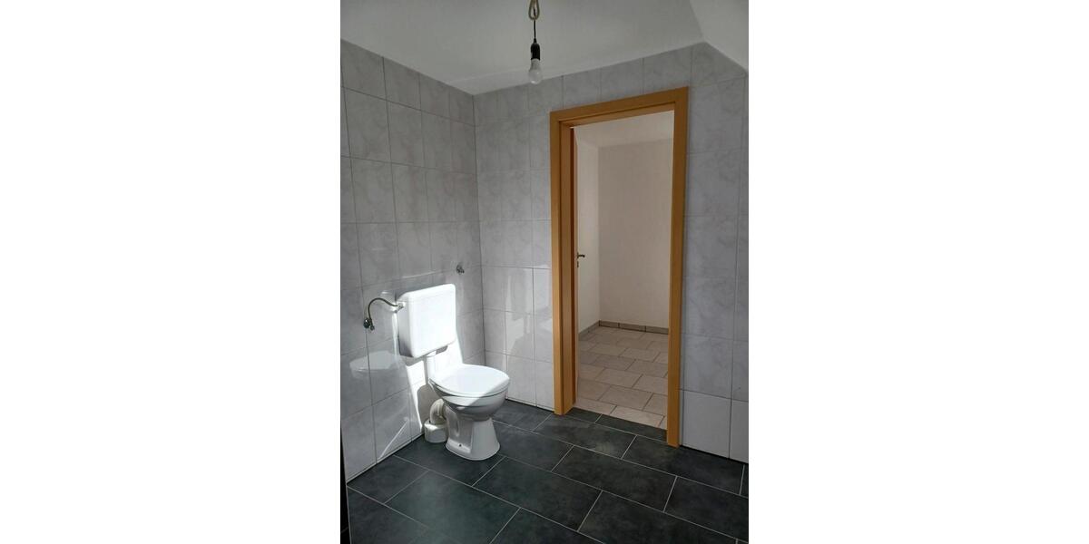 Etagenwohnung Westoverledingen - 4 Zimmer, 100 m&sup2;, 900&euro; | Angebot:26552108