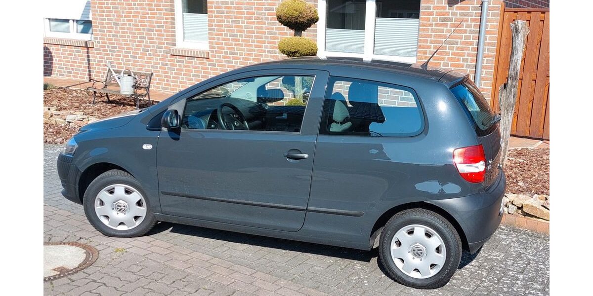 VW Fox 60.100 km 3.750 &euro; Bunde 26831