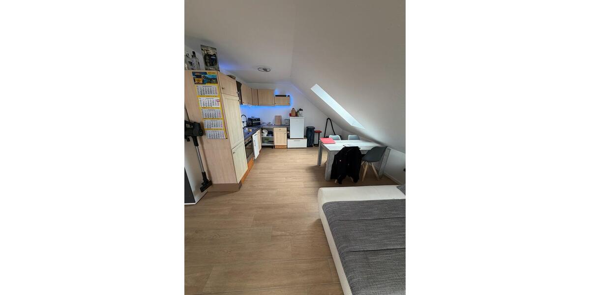Dachgeschoßwohnung Großefehn - 3 Zimmer, 85 m&sup2;, 750&euro; | Angebot:26041146
