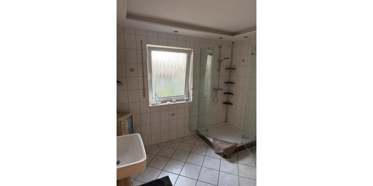 Einfamilienhaus Upgant-Schott Schott - 8 Zimmer, 183 m&sup2;, 450.000&euro; | Angebot:26003766