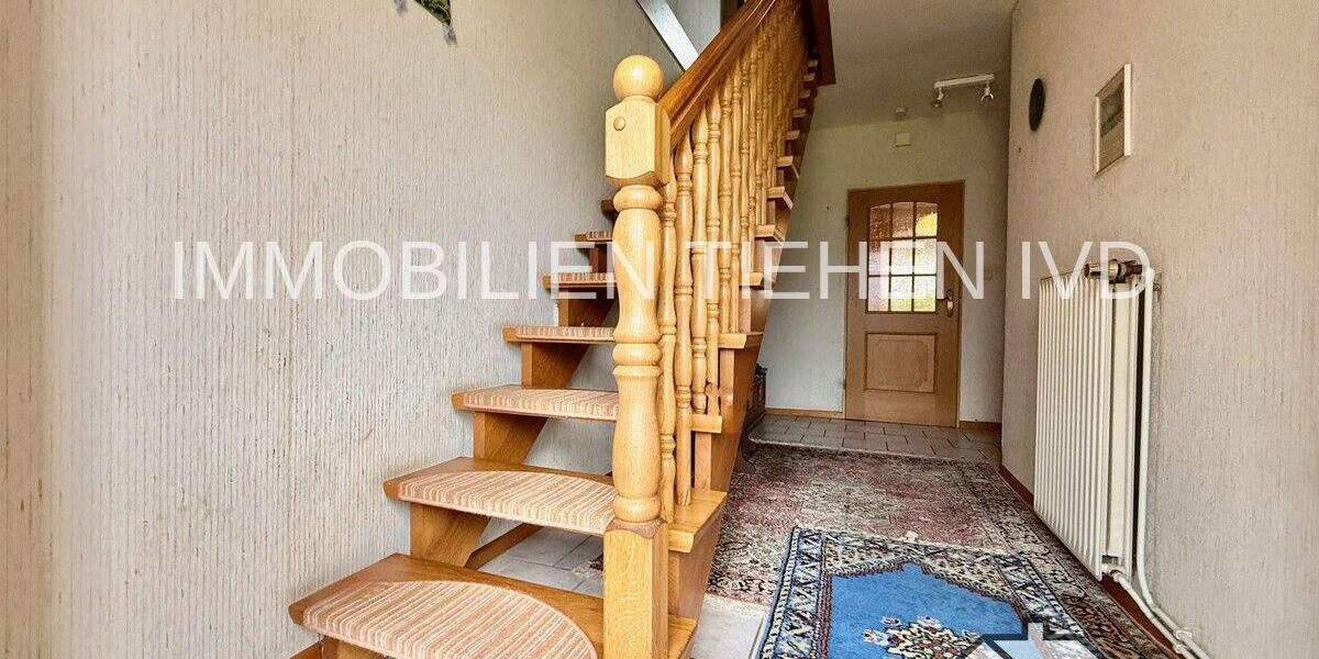 Doppelhaushälfte Weener Holthusen - 5 Zimmer, 138 m&sup2;, 185.000&euro; | Angebot:25699995