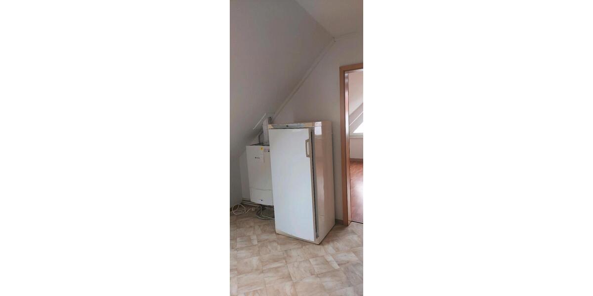 Dachgeschoßwohnung Norden - 2 Zimmer, 60 m&sup2;, 560&euro; | Angebot:26448320