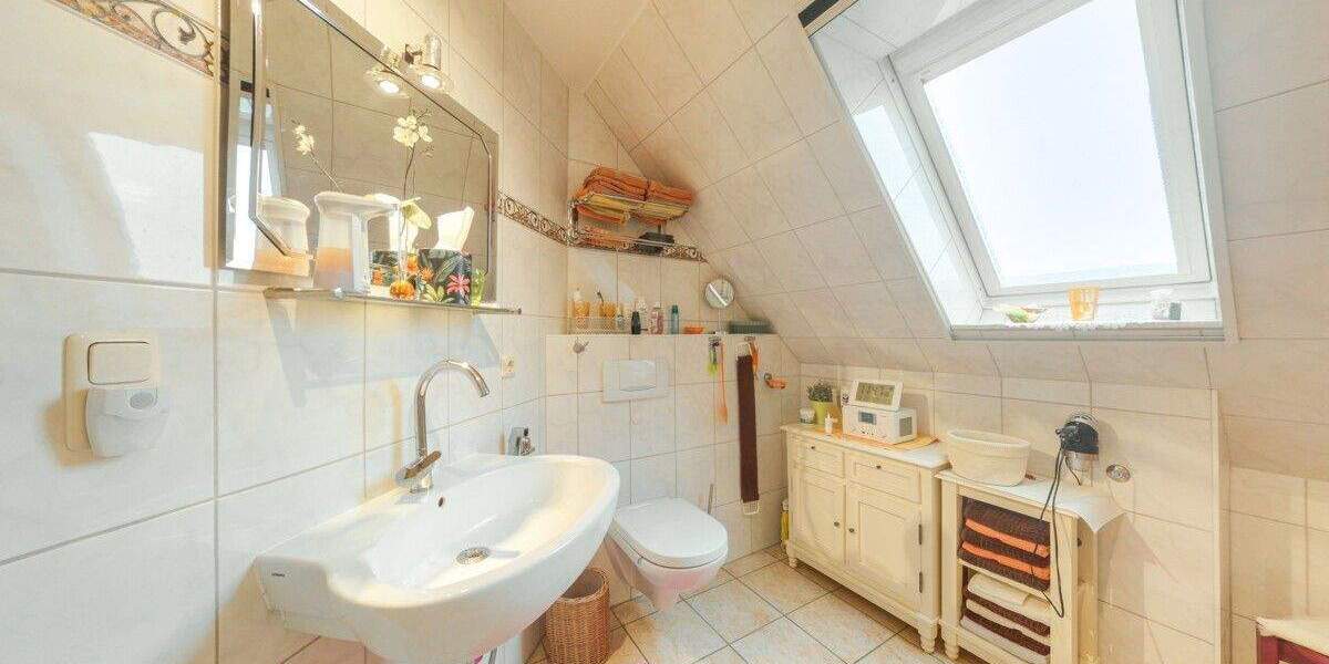 Einfamilienhaus Brinkum - 5 Zimmer, 155 m&sup2;, 399.000&euro; | Angebot:25689824