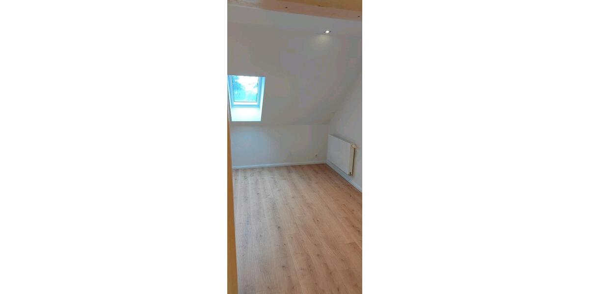 Etagenwohnung Großefehn - 4 Zimmer, 160 m&sup2;, 1.150&euro; | Angebot:24719198
