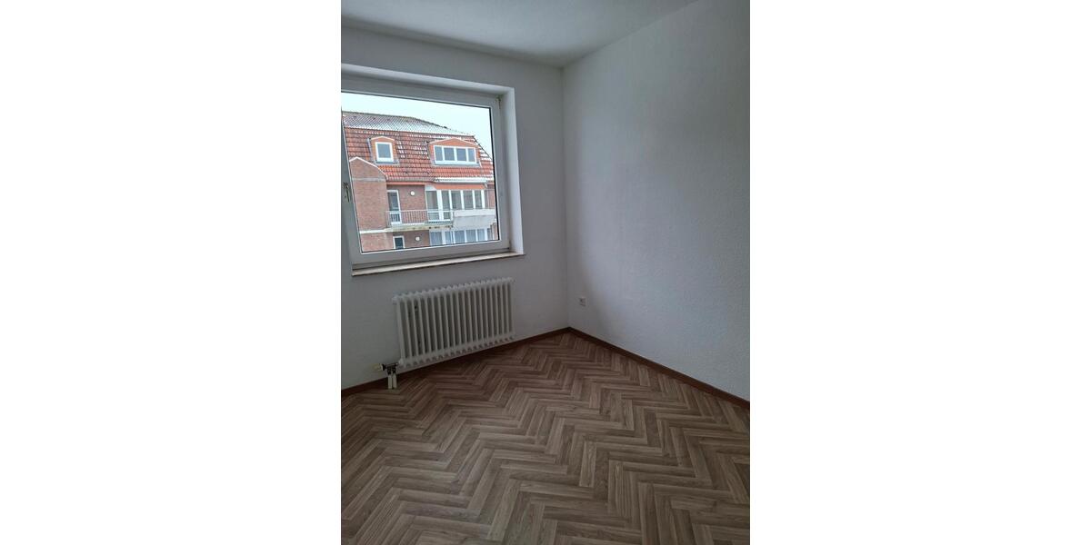 Etagenwohnung Emden - 3 Zimmer, 78 m&sup2;, 510&euro; | Angebot:26001581