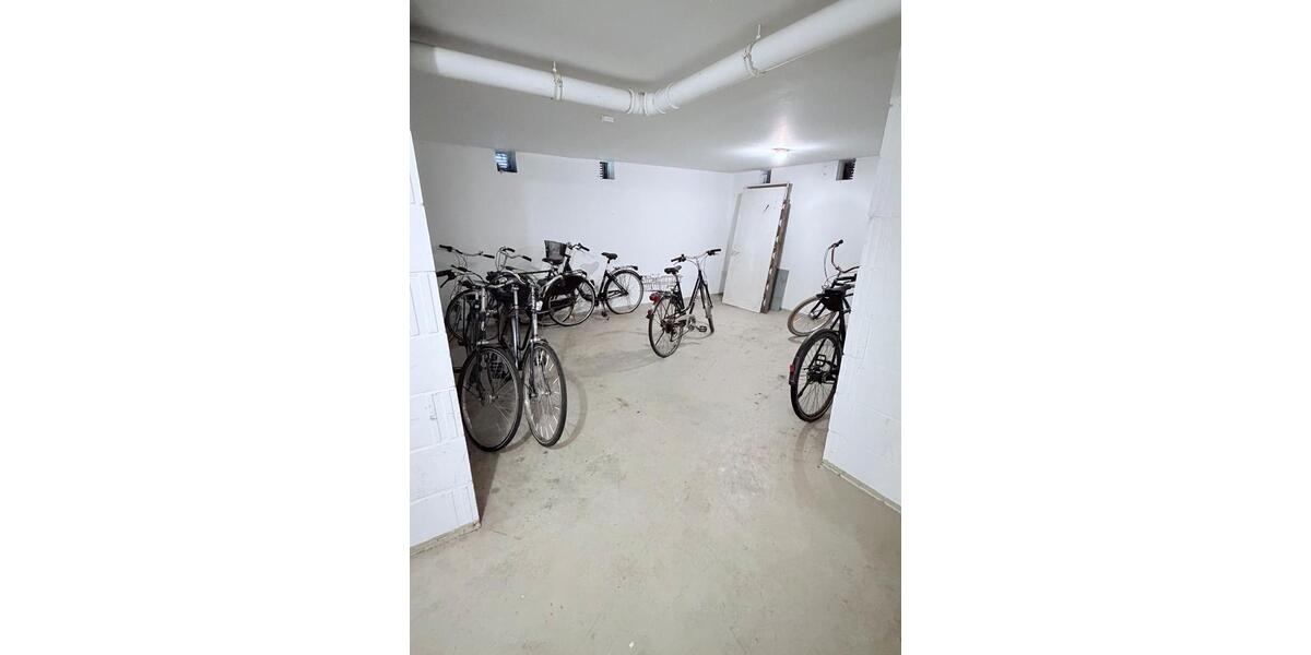 Dachgeschoßwohnung Emden Tholenswehr - 1 Zimmer, 30 m&sup2;, 490&euro; | Angebot:26226938