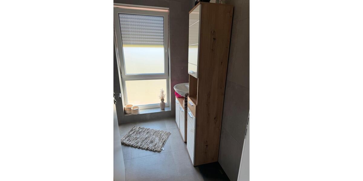 Dachgeschoßwohnung Westoverledingen - 3 Zimmer, 68 m&sup2;, 880&euro; | Angebot:25944680