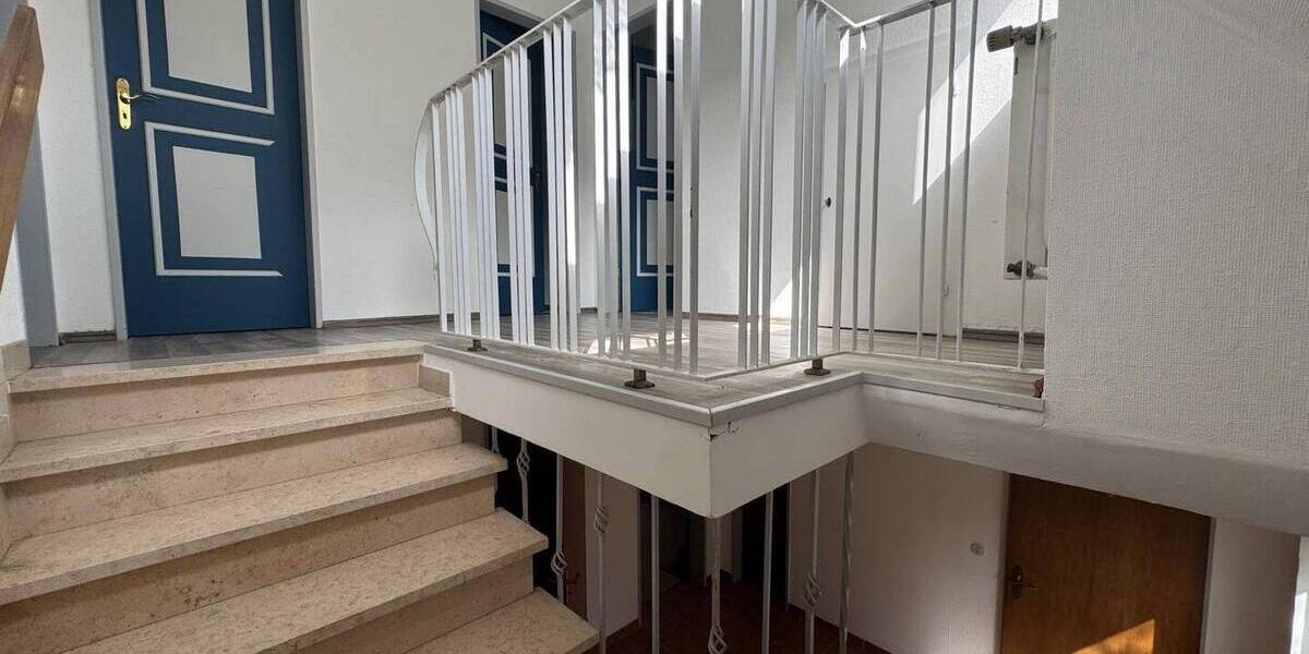 Mehrfamilienhaus, Wohnhaus Hage - 8 Zimmer, 246 m&sup2;, 238.000&euro; | Angebot:26712820