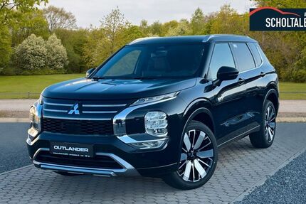 Mitsubishi Plug-in Hybrid Outlander 3.000 km 53.990 &euro; Leer 26789