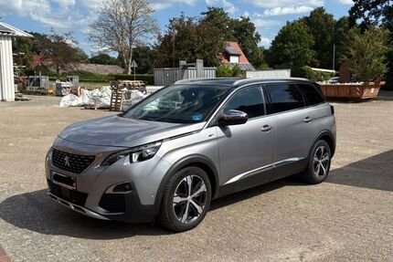 Peugeot 5008 108.000 km 19.499 &euro; Leer 26789