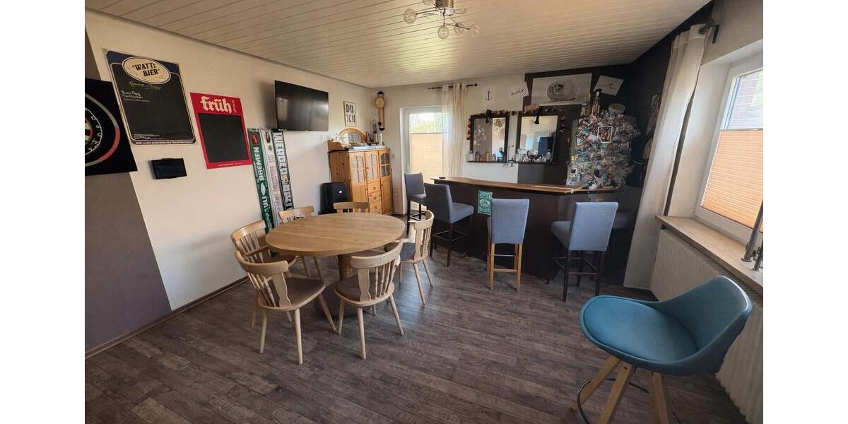 Einfamilienhaus Ihlow - 6 Zimmer, 241 m&sup2;, 390.000&euro; | Angebot:25926252