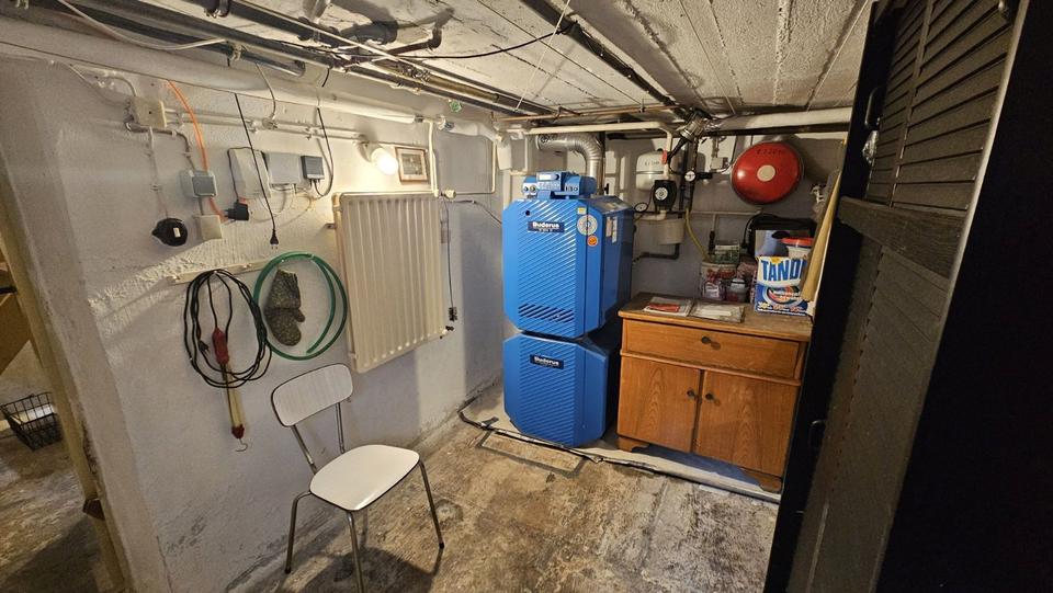 Einfamilienhaus Westoverledingen - 8 Zimmer, 135 m&sup2;, 250.000&euro; | Angebot:25793757