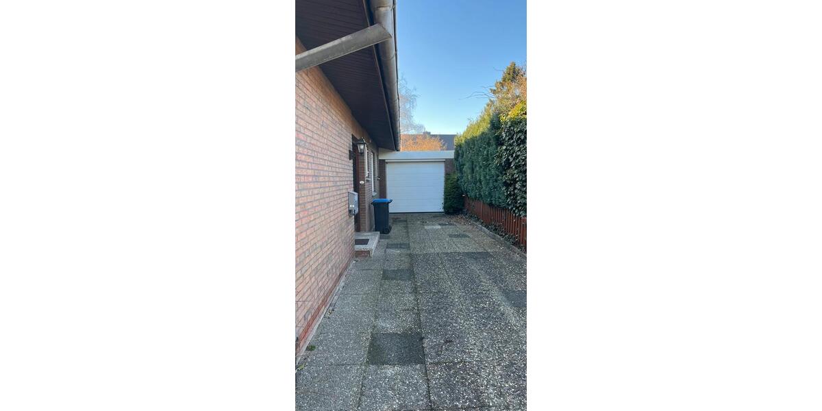 Bungalow Emden Tholenswehr - 4 Zimmer, 130 m&sup2;, 320.000&euro; | Angebot:26144095