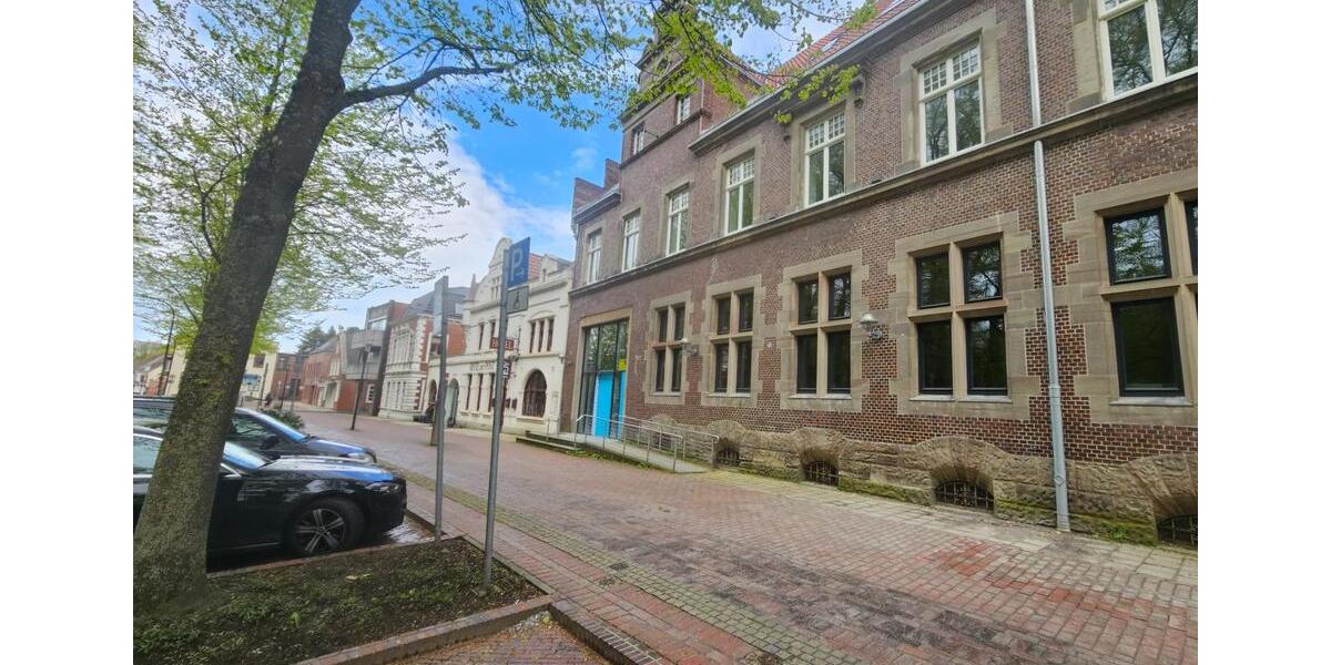 Etagenwohnung Upgant-Schott Schott - 8 Zimmer, 25 m&sup2;, 750&euro; | Angebot:24406981