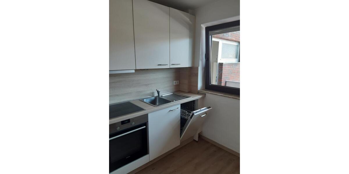 Etagenwohnung Emden - 2 Zimmer, 67 m&sup2;, 680&euro; | Angebot:26049503