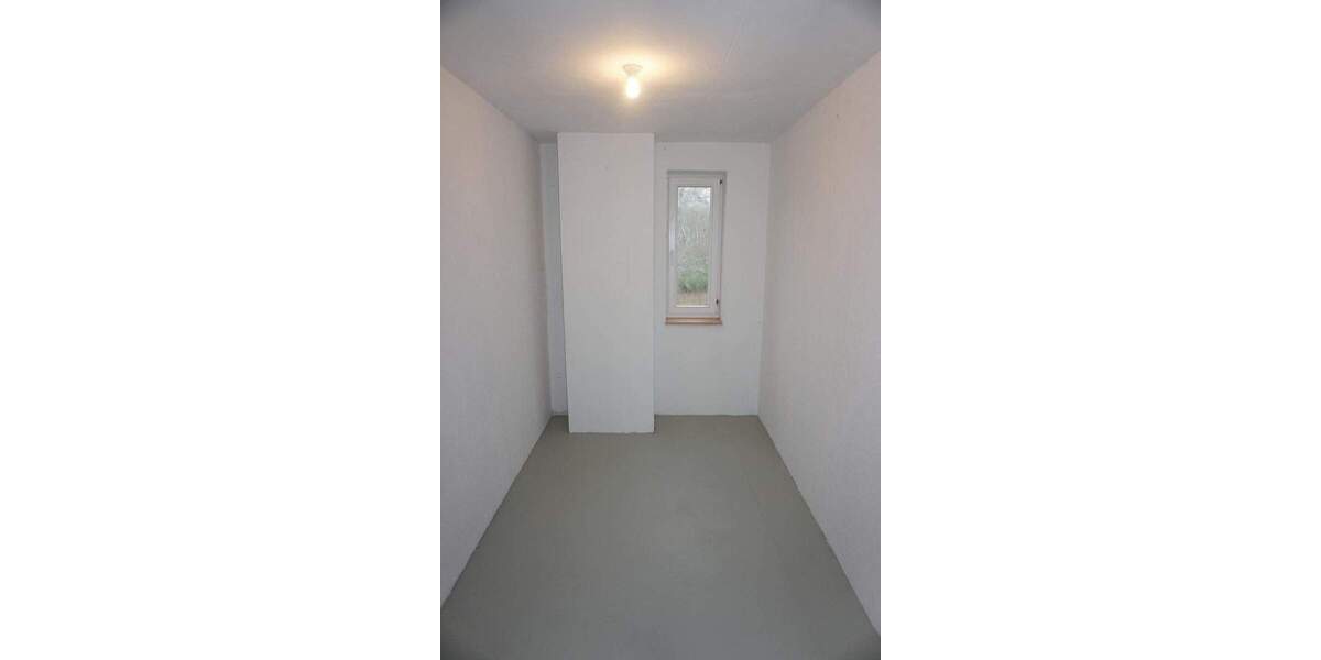 Etagenwohnung Hage - 6 Zimmer, 183 m&sup2;, 199.000&euro; | Angebot:25846120