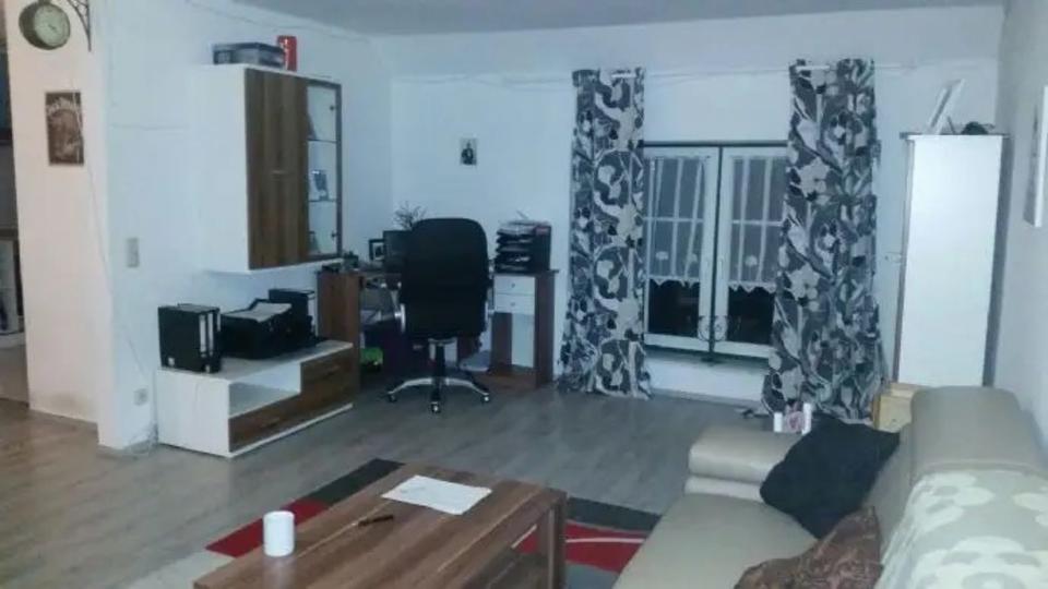 Etagenwohnung Moormerland - 3 Zimmer, 100 m&sup2;, 880&euro; | Angebot:25835581