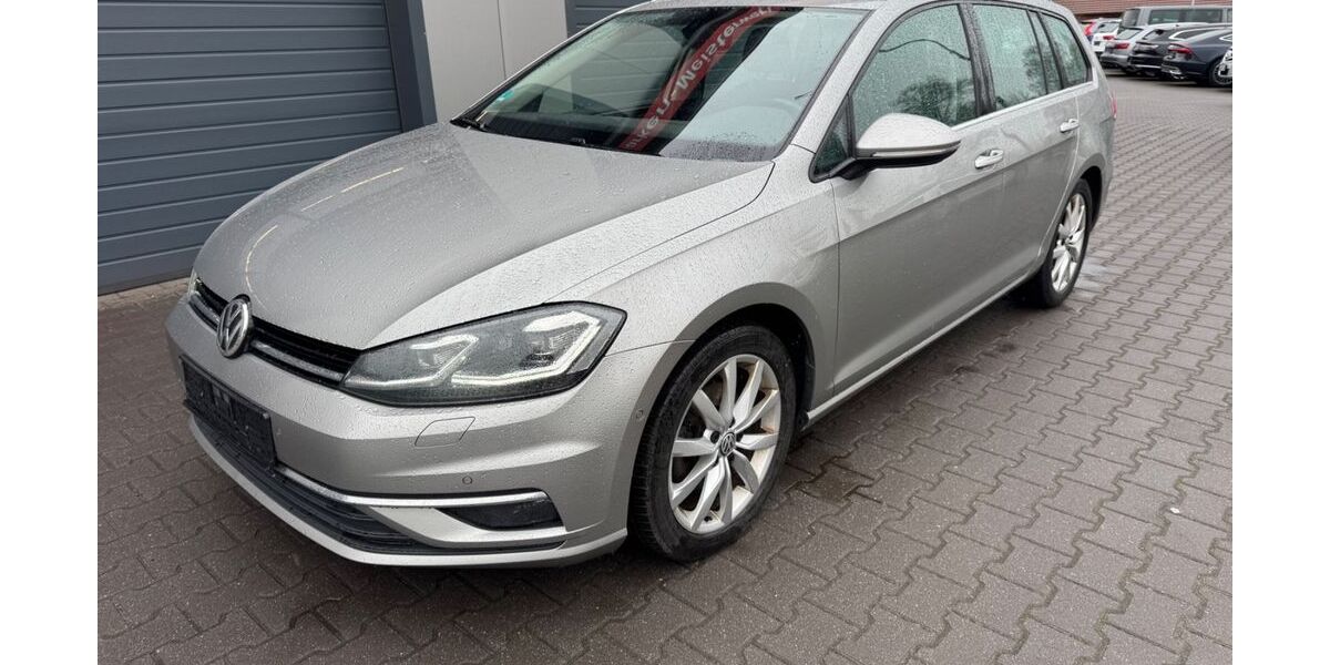 VW Golf 345.665 km 8.599 &euro; Moormerland 26802
