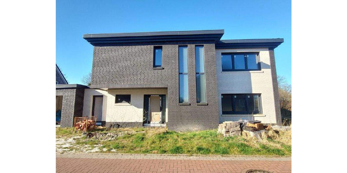 Einfamilienhaus Aurich / Sandhorst Sandhorst - 7 Zimmer, 326 m&sup2;, 240.000&euro; | Angebot:25667447