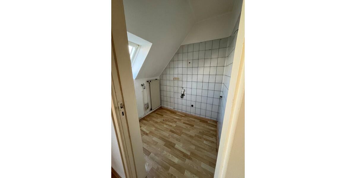 Etagenwohnung Emden - 2 Zimmer, 51 m&sup2;, 450&euro; | Angebot:23872455