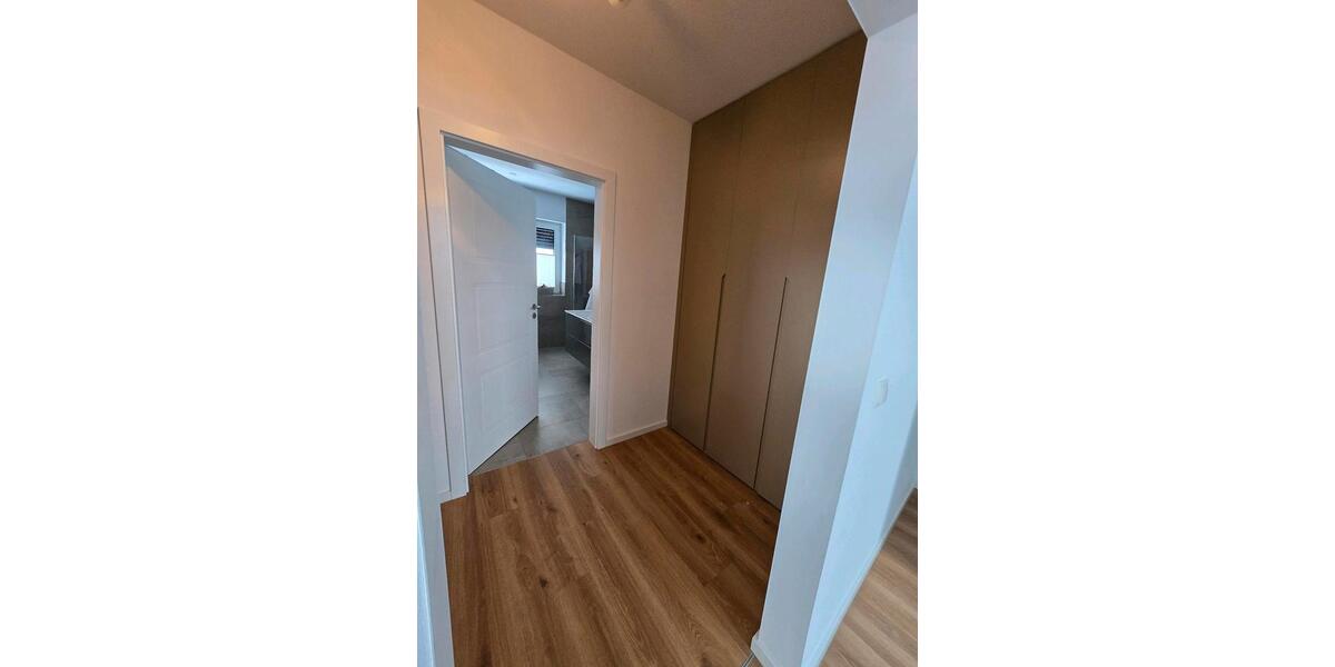 Villa Leer (Ostfriesland) - 6.5 Zimmer, 238 m&sup2;, 875.000&euro; | Angebot:26727621