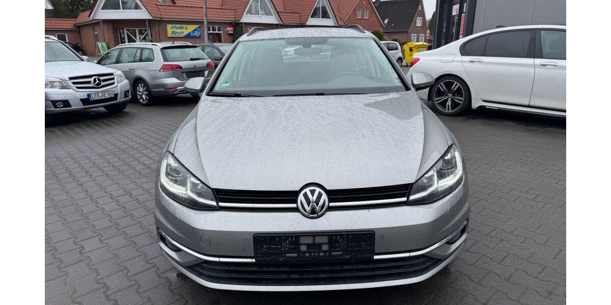 VW Golf 325.952 km 7.599 &euro; Moormerland 26802