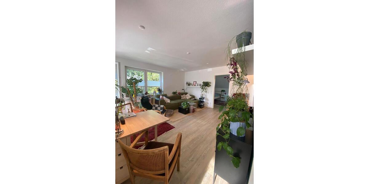 Maisonettenwohnung Aurich - 3 Zimmer, 86 m&sup2;, 860&euro; | Angebot:27610079