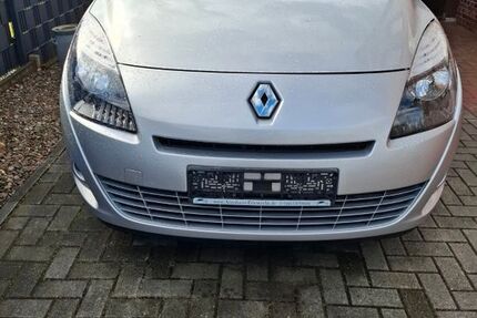 Renault Scenic 72.130 km 5.000 &euro; Großefehn 26629