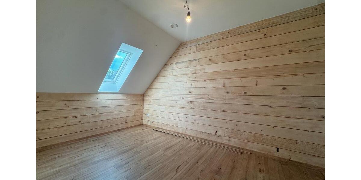 Etagenwohnung Westoverledingen - 5 Zimmer, 110 m&sup2;, 1.150&euro; | Angebot:26697968