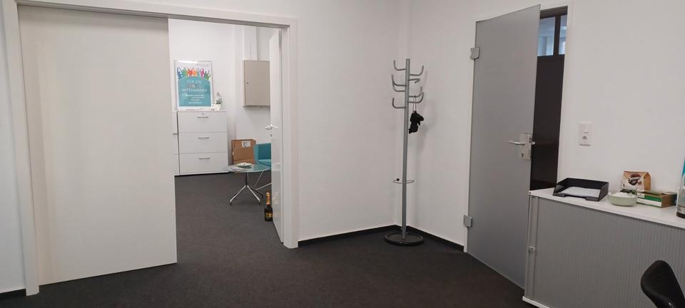 Gewerbeobjekt Emden Tholenswehr - 600&euro; | Angebot:26455505