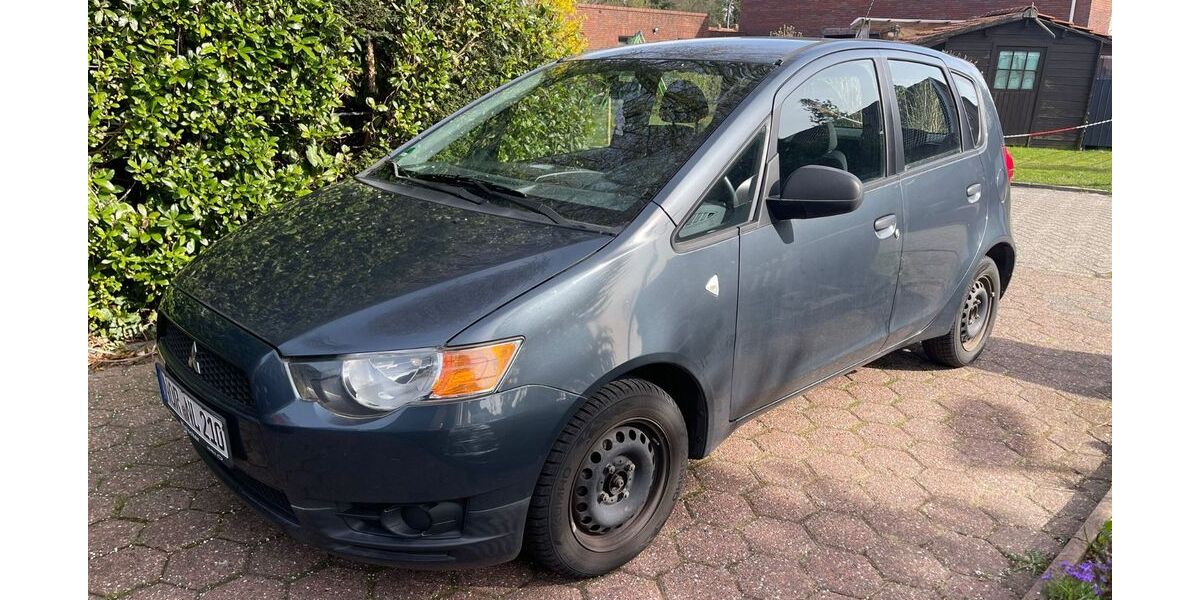 Mitsubishi Colt 127.000 km 3.100 &euro; Hage 26524
