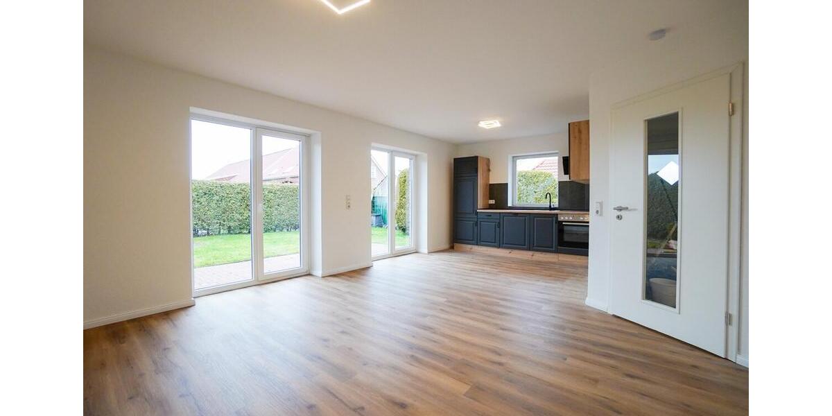 Doppelhaushälfte Upgant-Schott Schott - 3 Zimmer, 80 m&sup2;, 900&euro; | Angebot:26047093