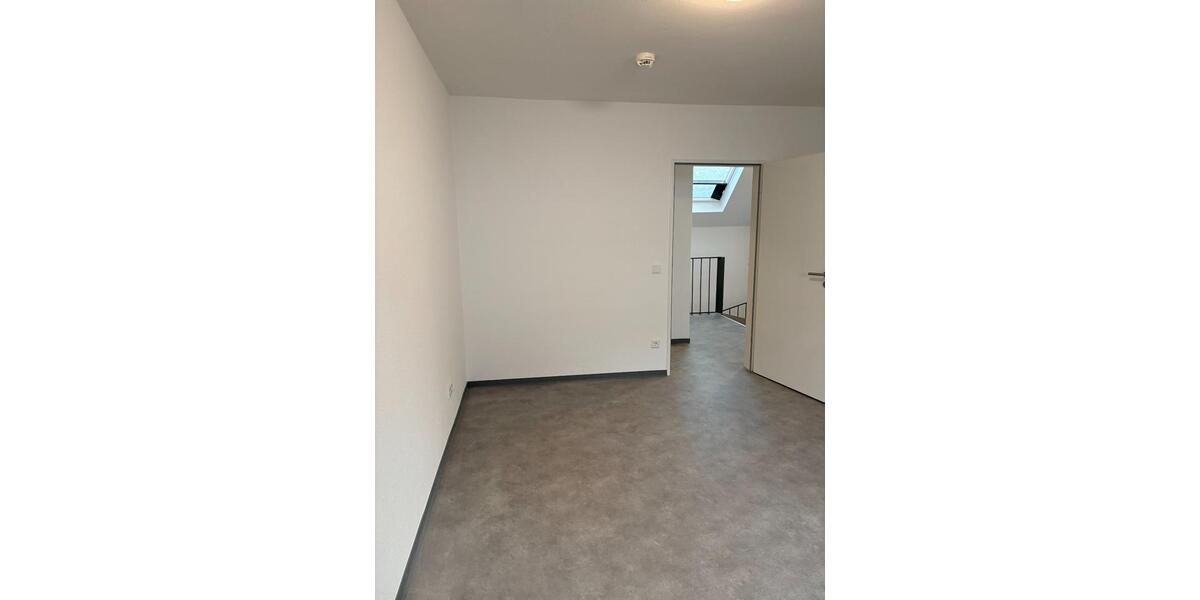 Maisonettenwohnung Leer (Ostfriesland) - 4 Zimmer, 92 m&sup2;, 930&euro; | Angebot:24520244