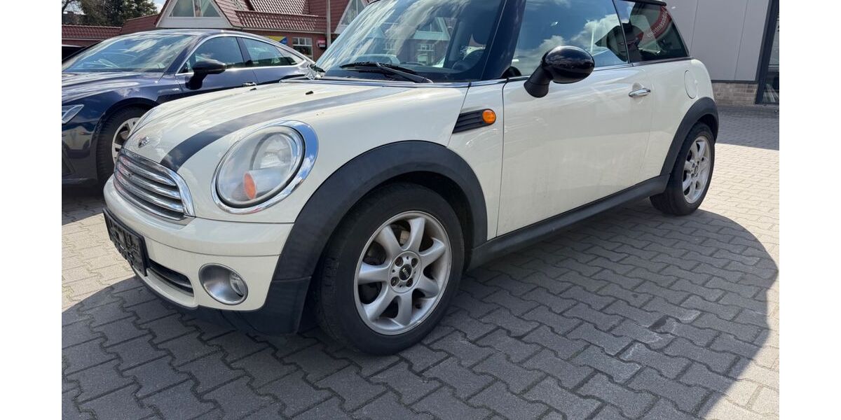 Mini ONE 157.156 km 2.999 &euro; Moormerland 26802