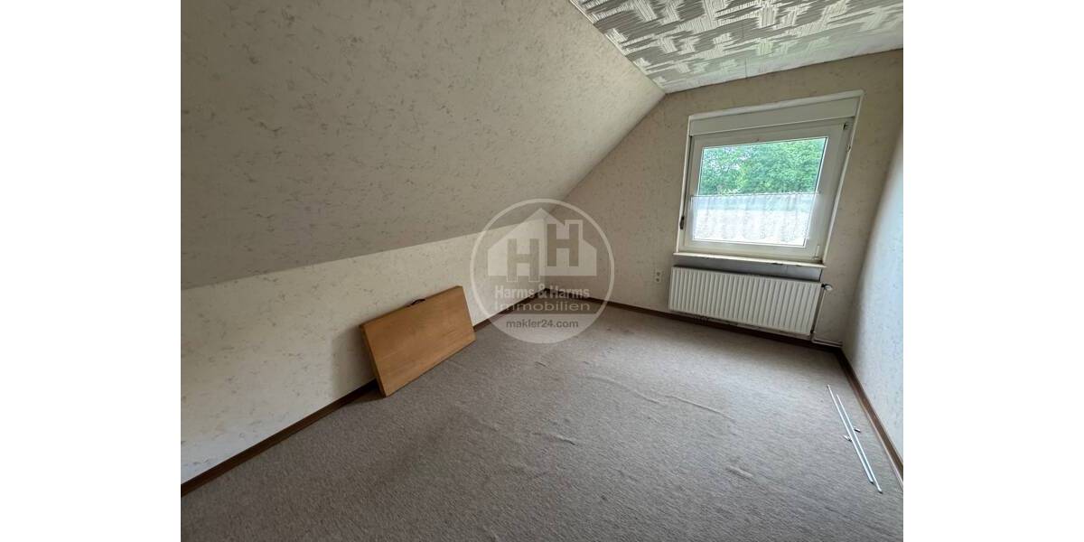 Einfamilienhaus Aurich Schirum - 8 Zimmer, 200 m&sup2;, 229.000&euro; | Angebot:25725671