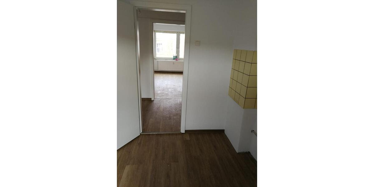 Etagenwohnung Emden - 3 Zimmer, 61 m&sup2;, 580&euro; | Angebot:25753503