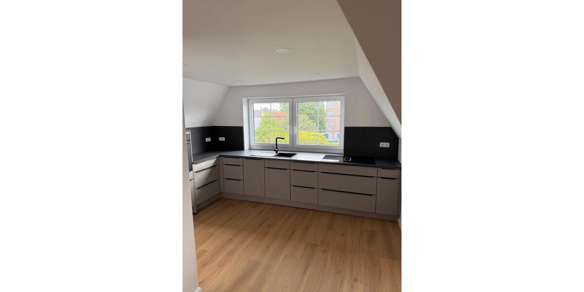 Maisonettenwohnung Emden - 2 Zimmer, 75 m&sup2;, 800&euro; | Angebot:26645777
