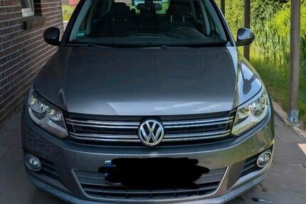 VW Tiguan 163.000 km 7.490 &euro; Neukamperfehn 26835