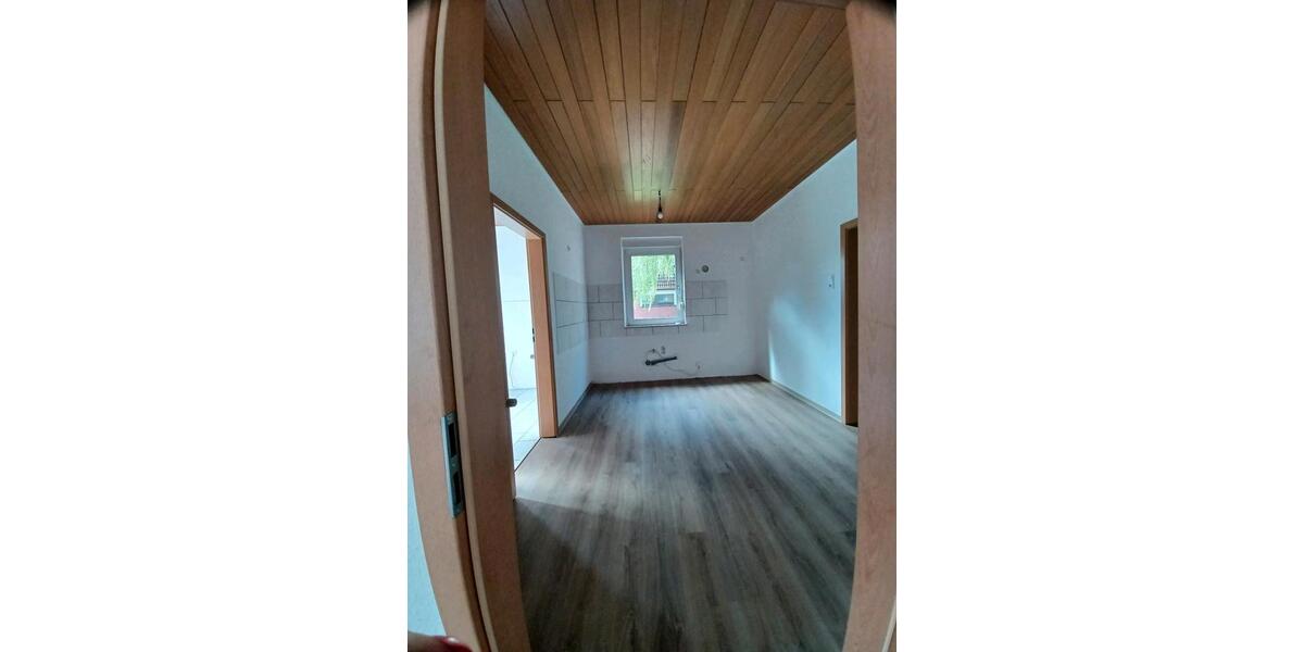 Etagenwohnung Westoverledingen - 4 Zimmer, 100 m&sup2;, 900&euro; | Angebot:26552108