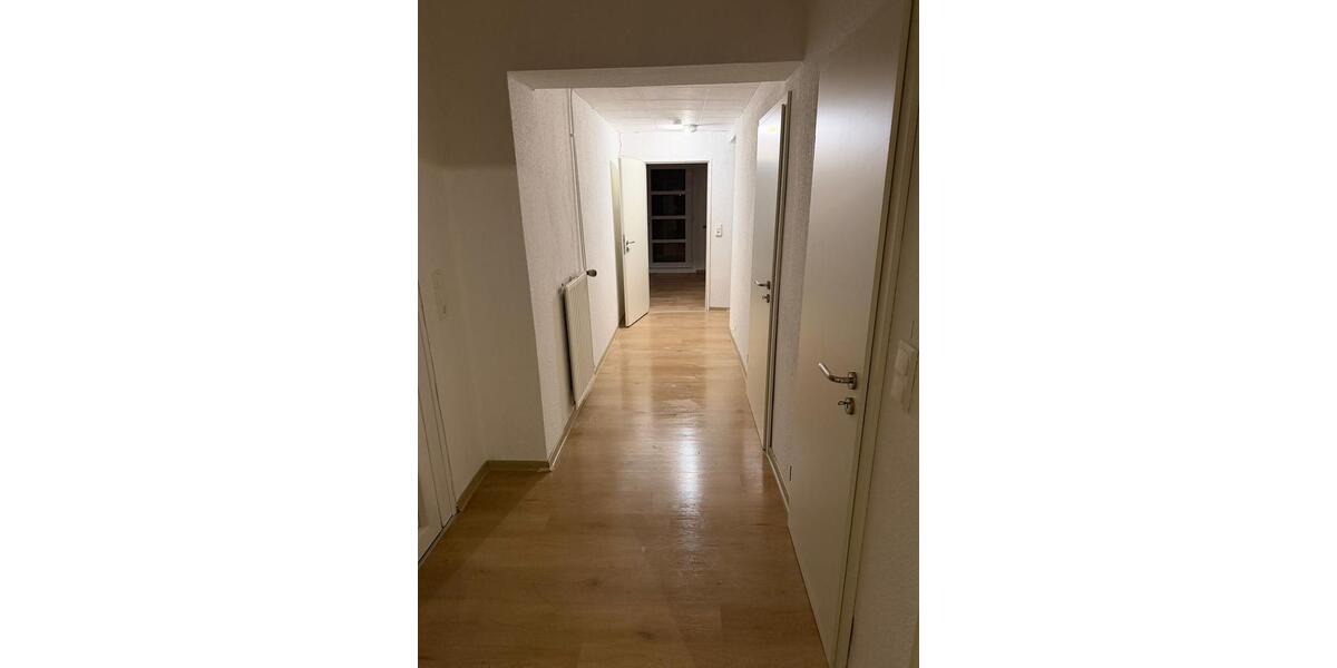 Etagenwohnung Bunde - 3 Zimmer, 120 m&sup2;, 950&euro; | Angebot:25026849