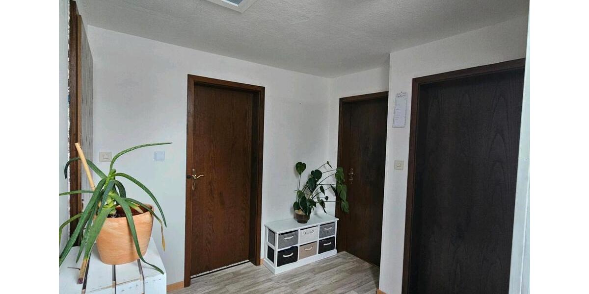 Etagenwohnung Ihlow - 2 Zimmer, 60 m&sup2;, 750&euro; | Angebot:25338978