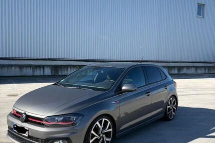 VW Polo 81.300 km 17.999 &euro; Emden 26725