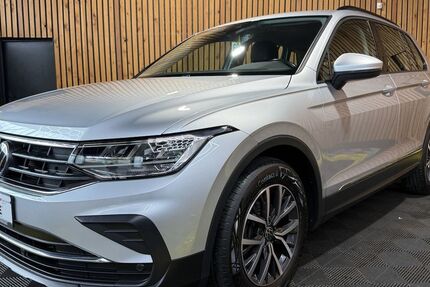 VW Tiguan 82.274 km 26.750 &euro; Leer 26789