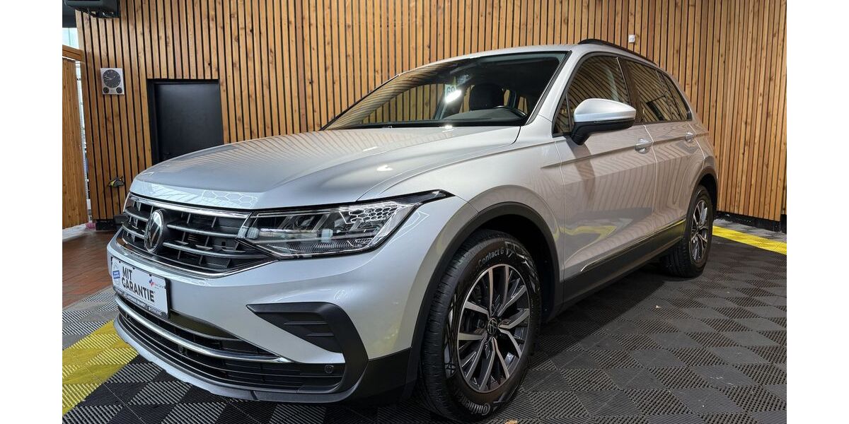 VW Tiguan 82.274 km 26.750 &euro; Leer 26789