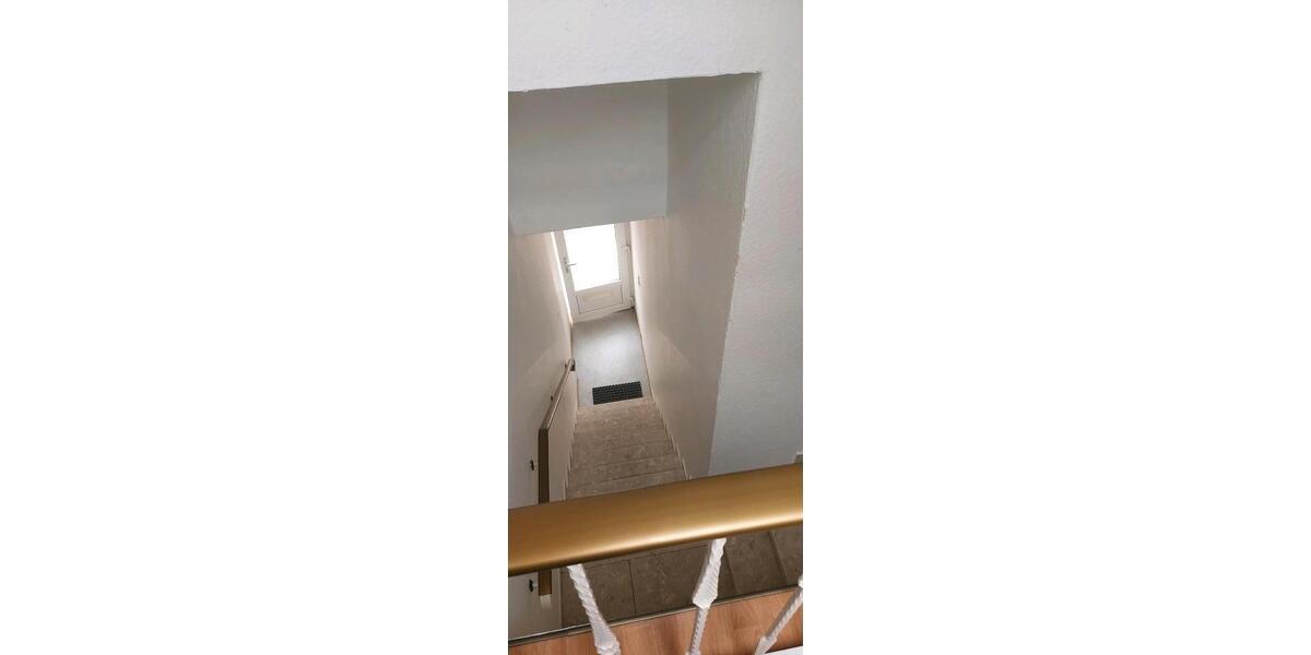 Dachgeschoßwohnung Norden - 2 Zimmer, 60 m&sup2;, 560&euro; | Angebot:26448320