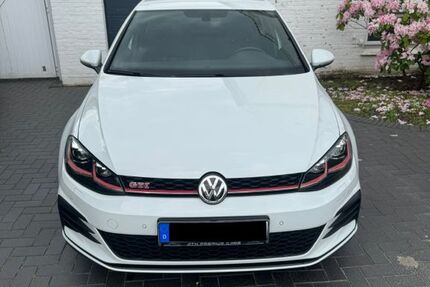 VW Golf 80.500 km 22.900 &euro; Hage 26524