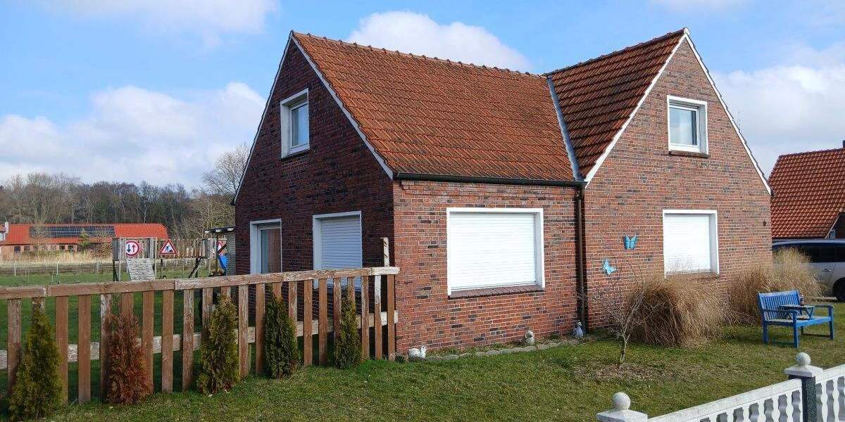 Einfamilienhaus Weener Stapelmoor - 6 Zimmer, 154 m&sup2;, 199.800&euro; | Angebot:25745421