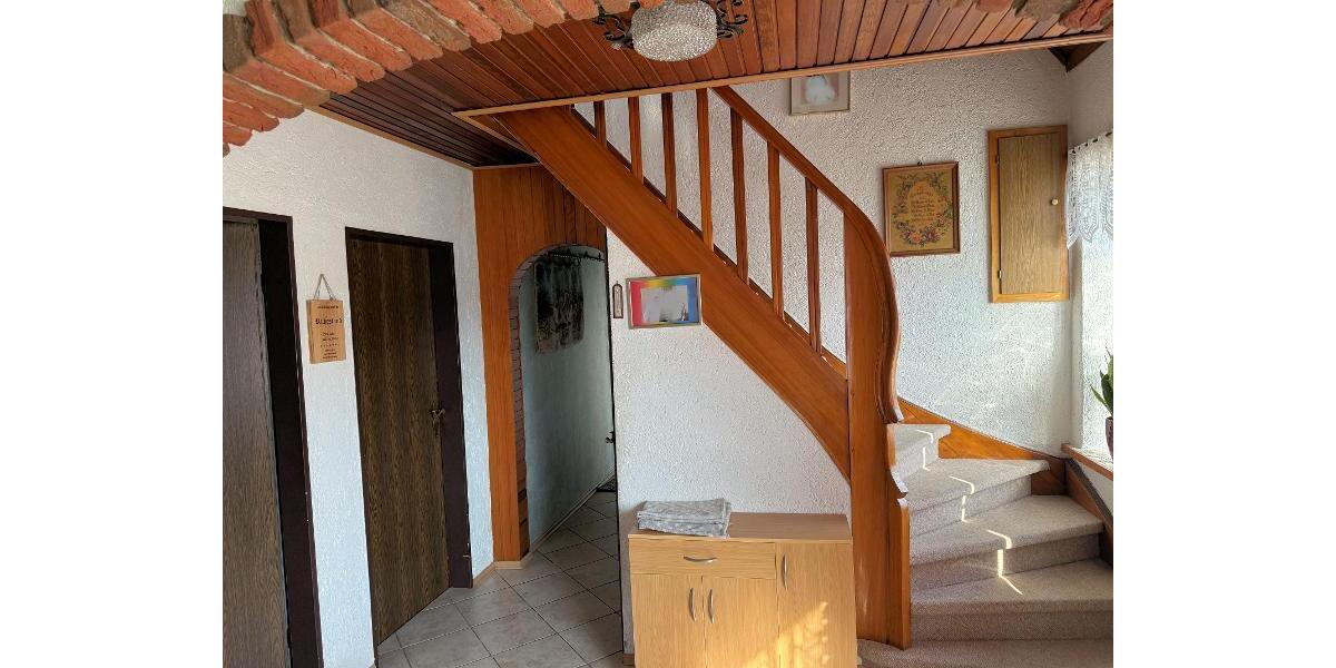 Großes Einfamilienhaus in Osteel (SG Brookmwerland) (Mindestgebot: 239.000 EUR) - Einfamilienhaus Osteel | Angebot:26477965